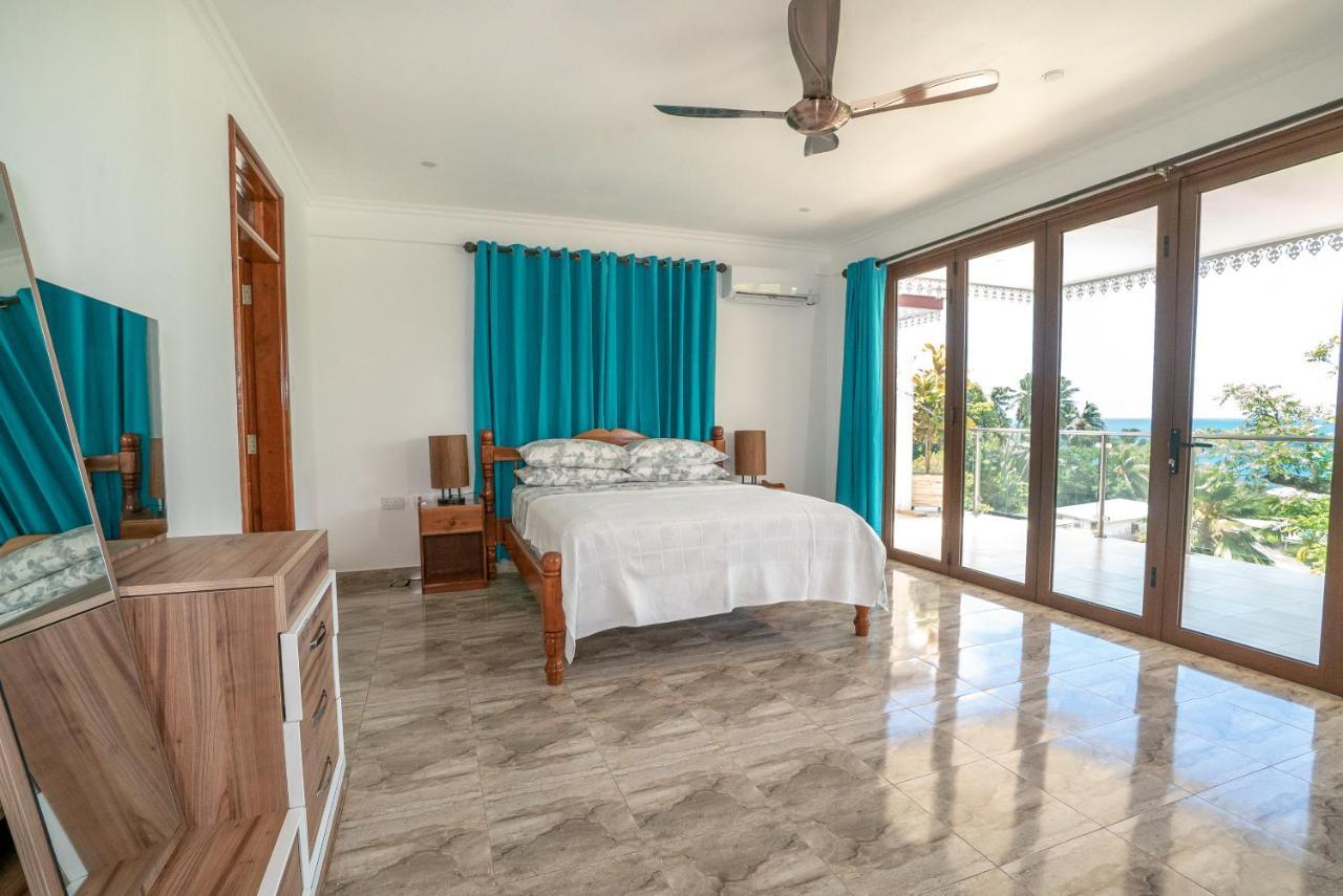 La Belle Residence Self Catering Accommodation Beau Vallon  Exterior foto